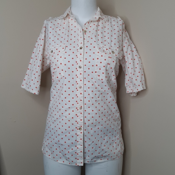 2/$25 Vintage Button Up - Picture 5 of 6